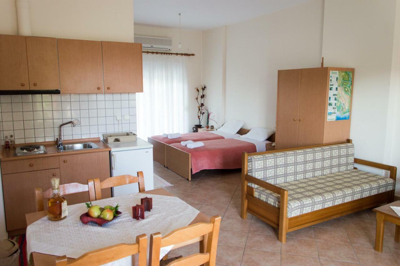 Dimitriou Rooms Глики Экстерьер фото