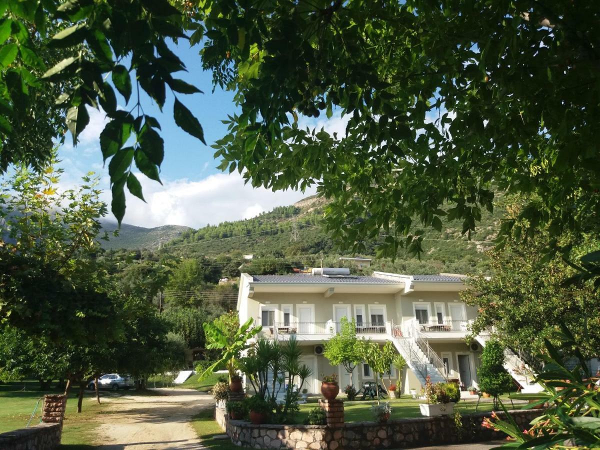 Dimitriou Rooms Глики Экстерьер фото